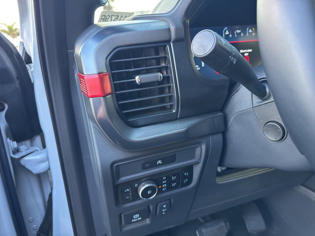 Used 2025 Ford F150 Raptor image 19
