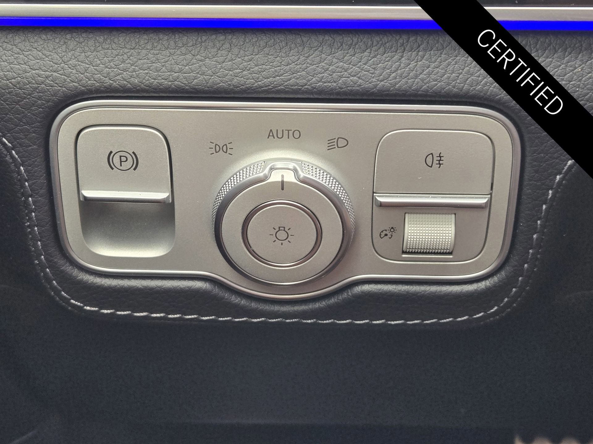 Used 2025 Mercedes-Benz GLS 580 4MATIC image 21