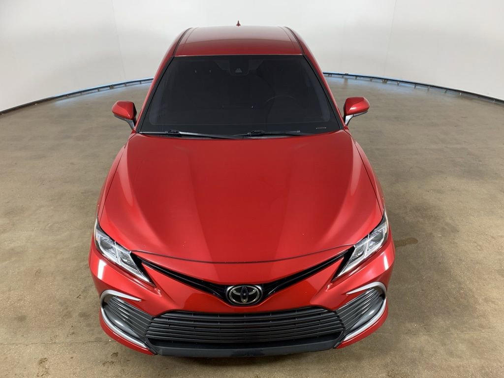 Used 2023 Toyota Camry LE image 4