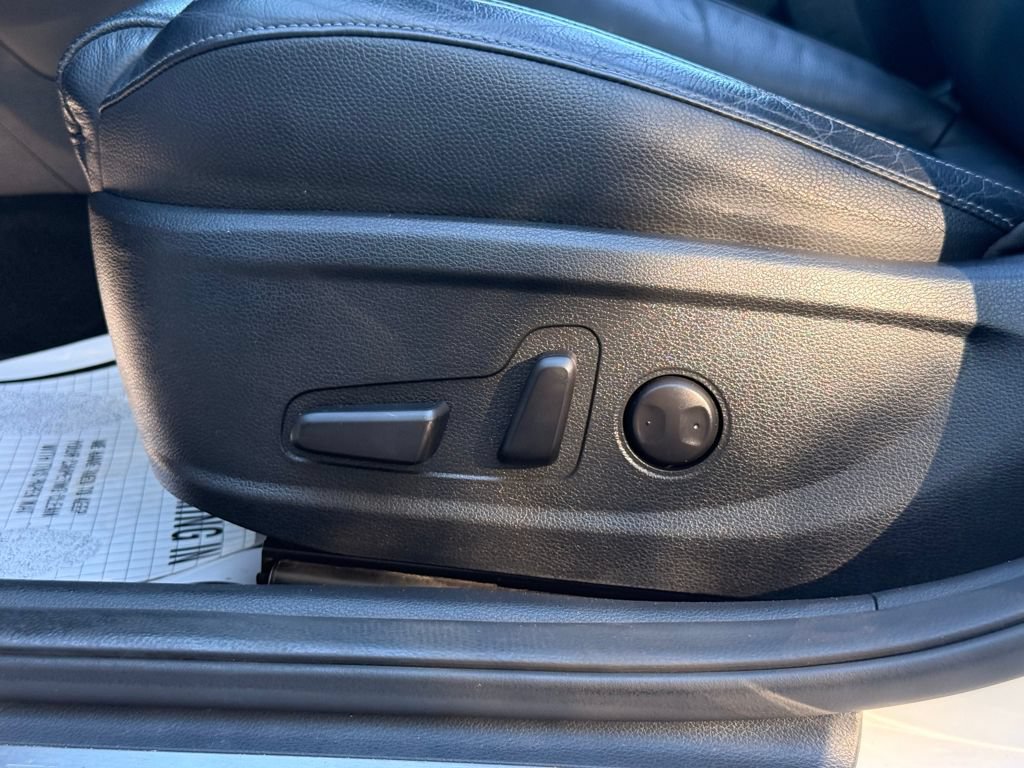 Used 2019 Kia Cadenza Technology FWD image 24
