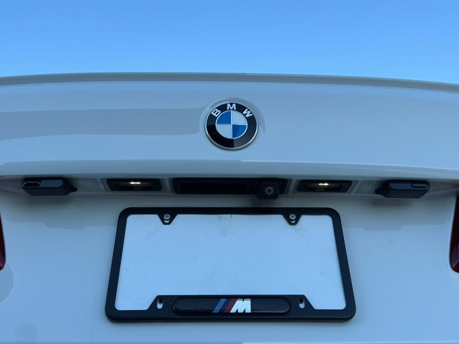Used 2018 BMW M550i xDrive AWD/4WD image 38
