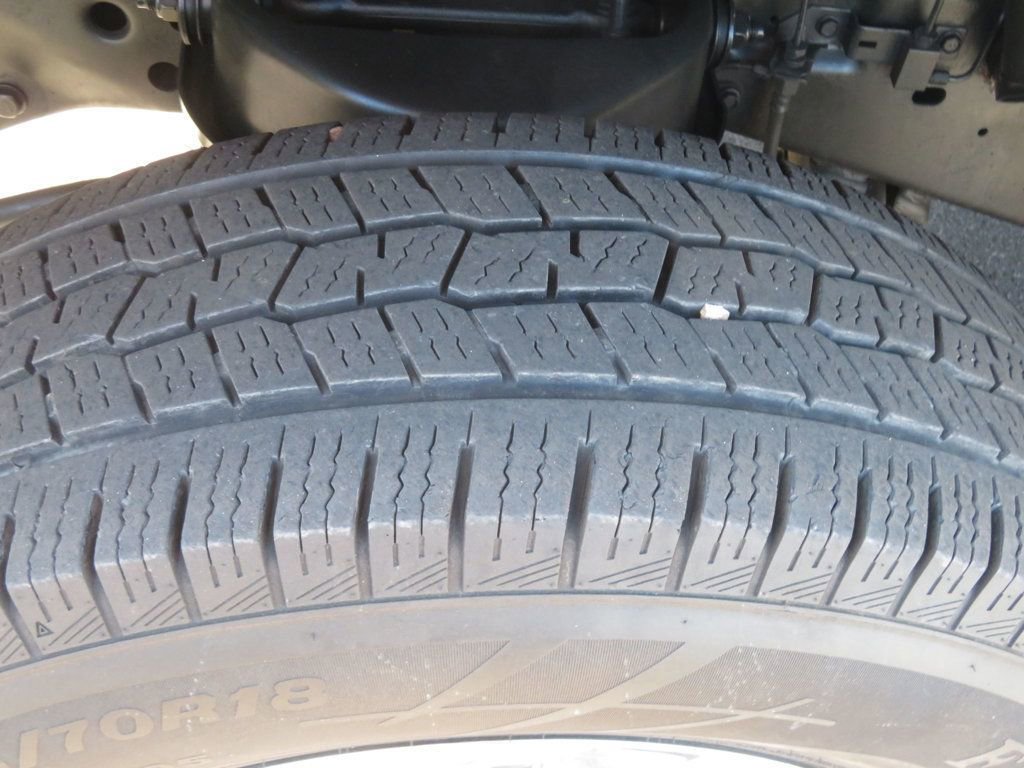 Used 1997 Dodge Ram 2500 Truck 2WD Club Cab image 15