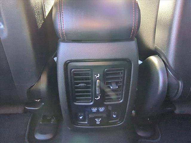 Used 2021 Dodge Durango R/T w/ Blacktop Package image 16