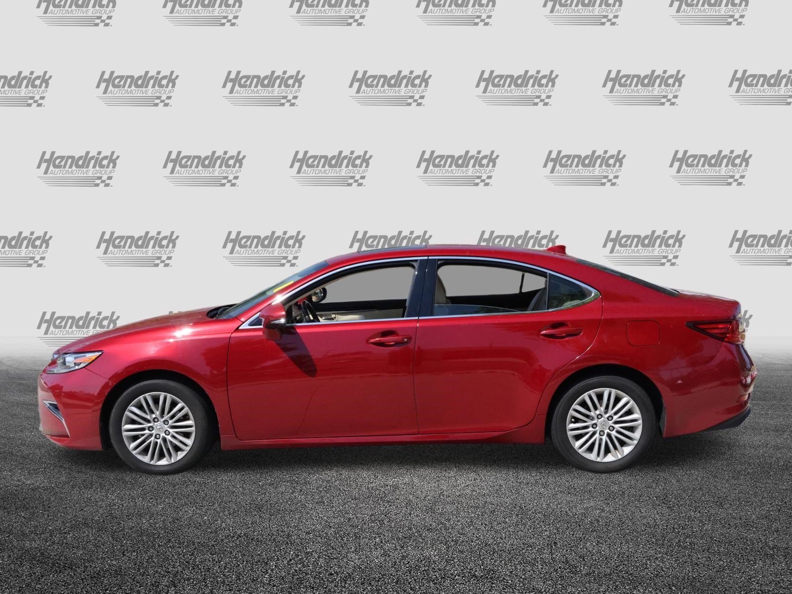 Used 2017 Lexus ES 350 w/ Premium Package FWD image 6