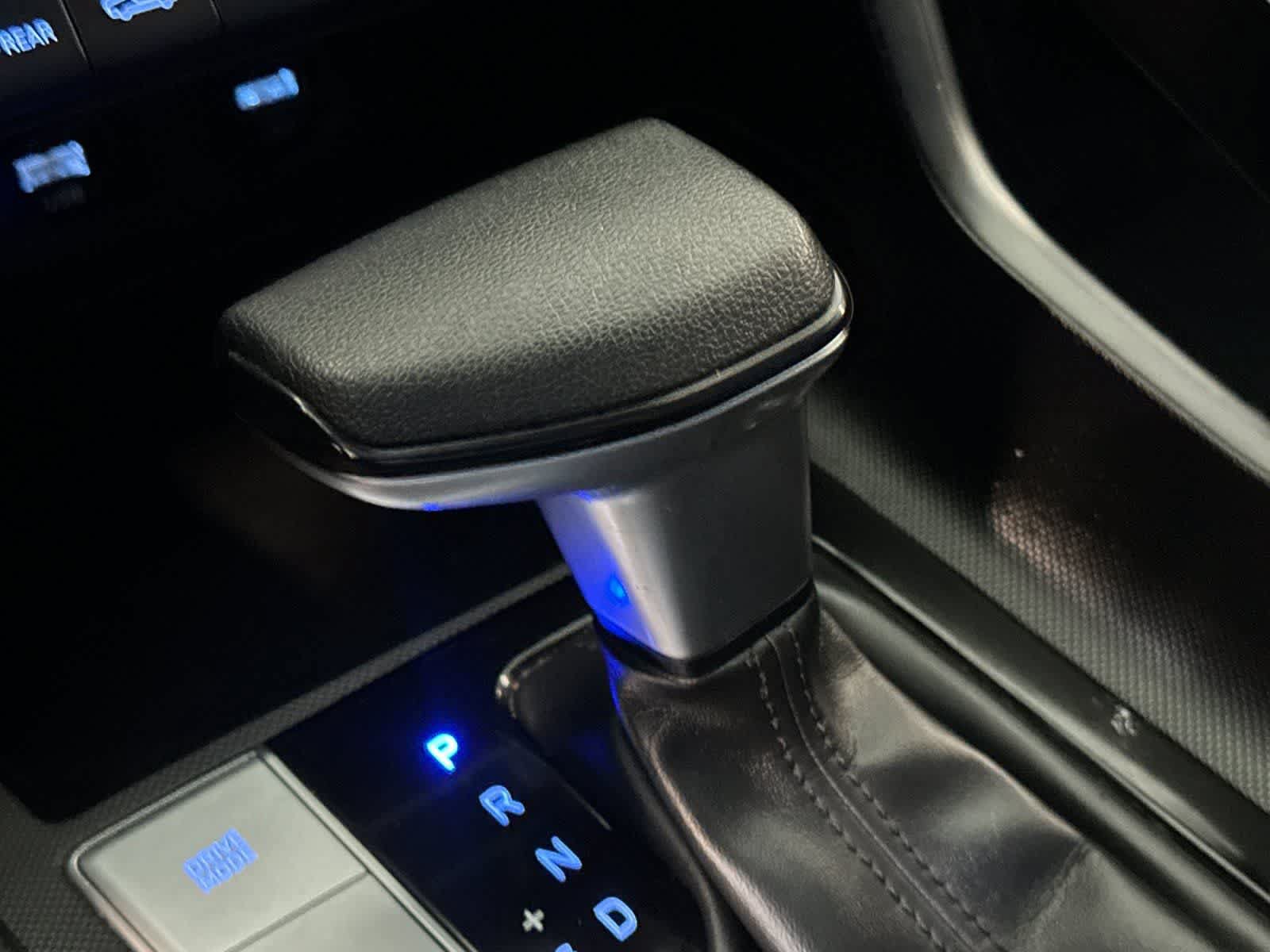 Used 2022 Hyundai Elantra SEL FWD image 21