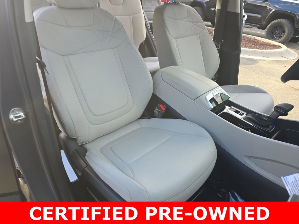 Used 2025 Hyundai Tucson SE image 10