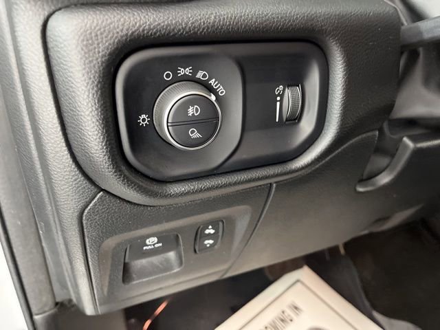 Used 2022 RAM 1500 Big Horn AWD/4WD image 34