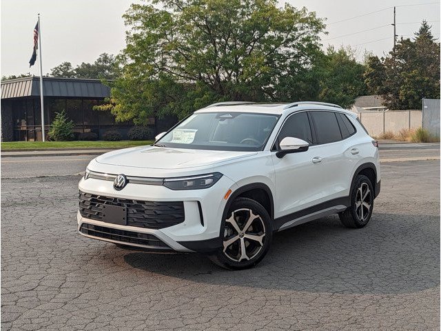 New 2025 Volkswagen Tiguan SE