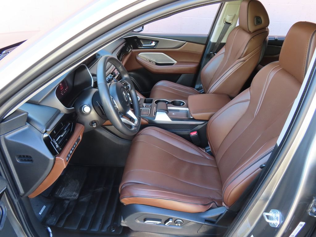 Used 2024 Acura MDX SH-AWD w/ Advance Package image 32