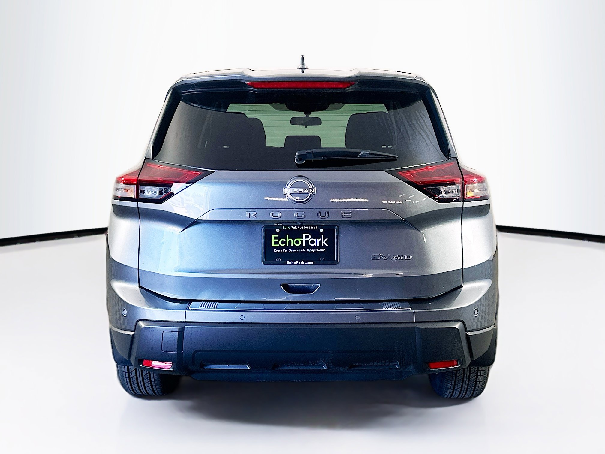 Used 2024 Nissan Rogue SV image 7