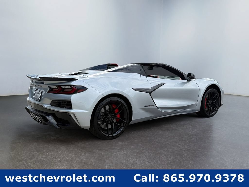 New 2026 Chevrolet Corvette Z06 RWD image 3