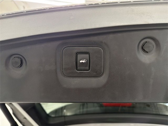 Used 2019 Nissan Pathfinder SL image 16