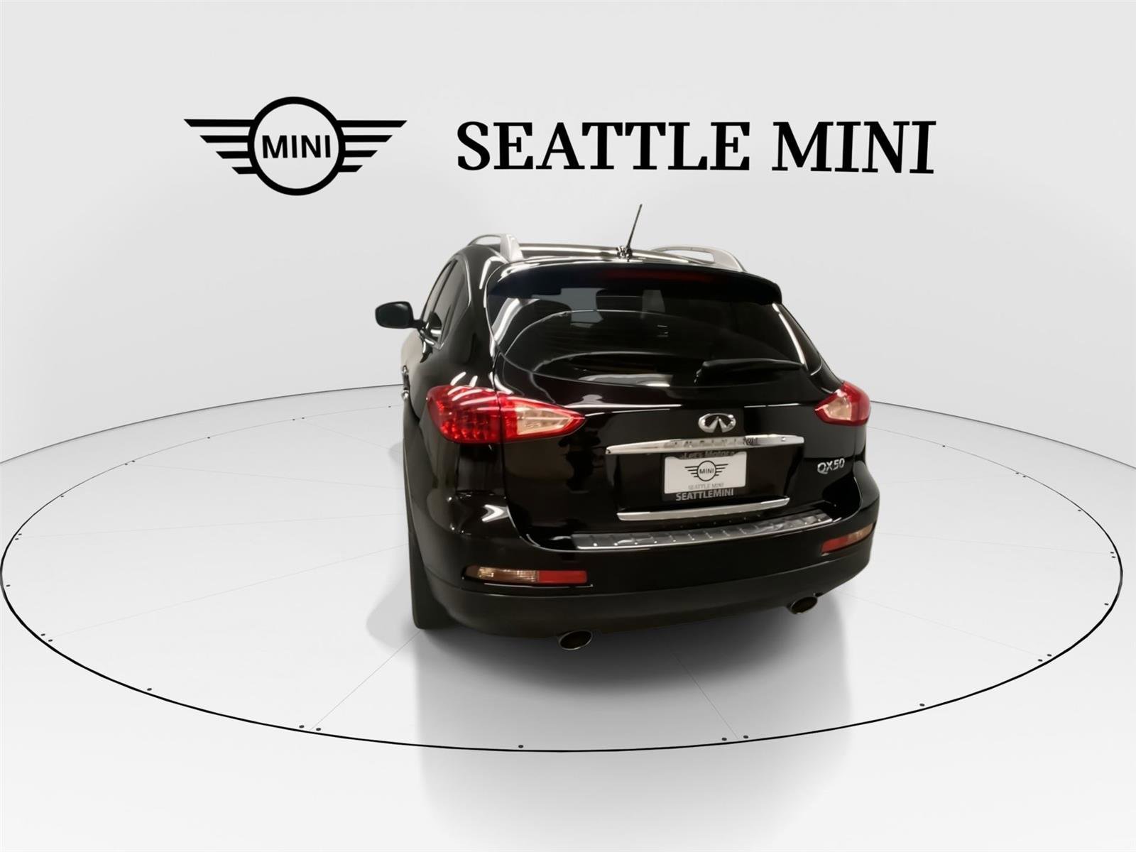 Used 2015 INFINITI QX50 Journey image 9