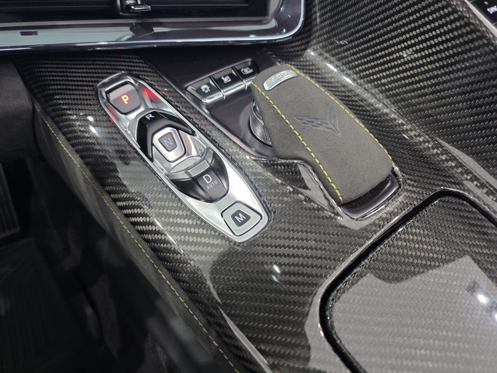 Used 2023 Chevrolet Corvette Z06 w/ Z07 Performance Package RWD image 15