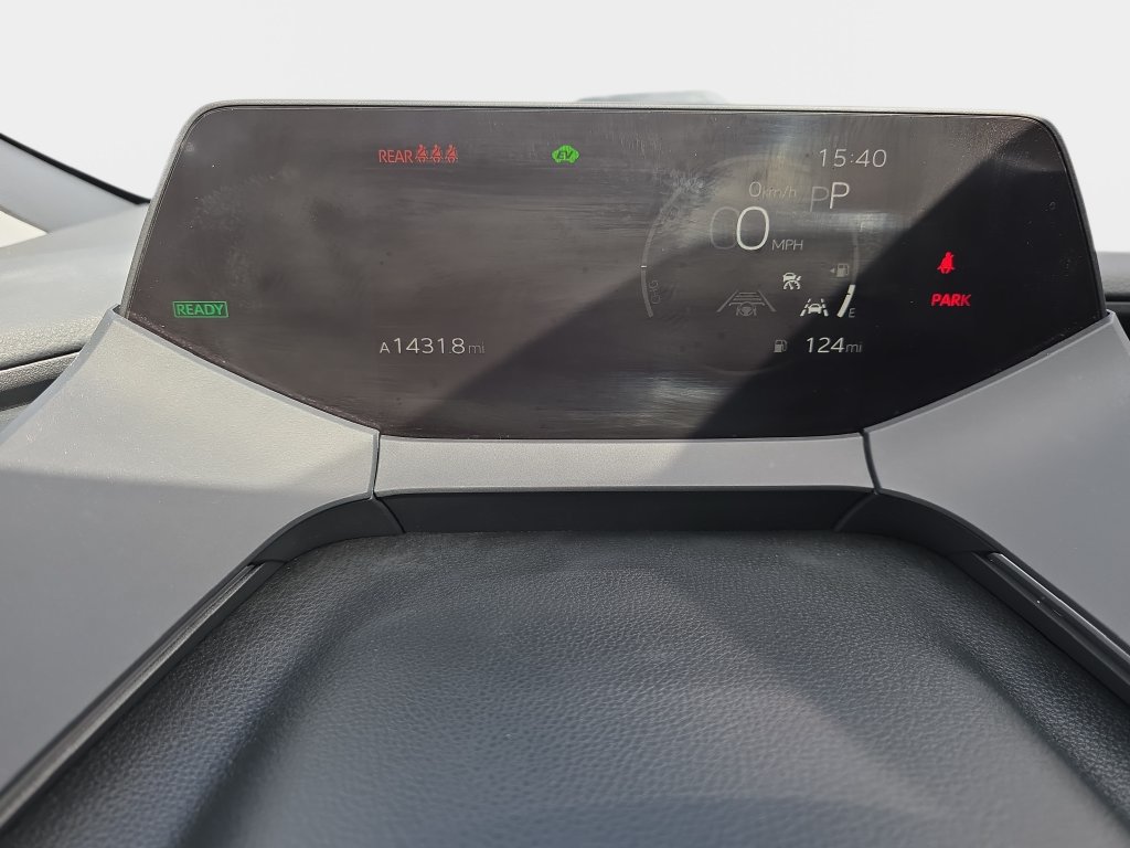 Used 2024 Toyota Prius LE AWD/4WD image 21