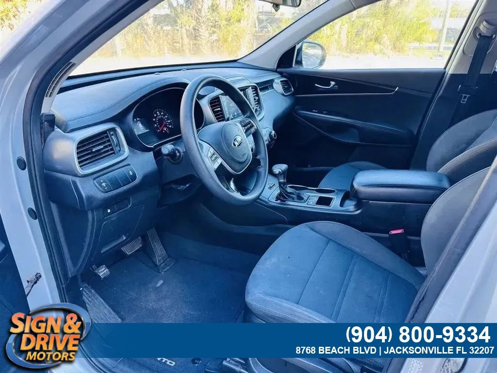 Used 2019 Kia Sorento L FWD image 5