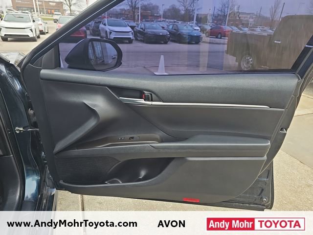 Used 2021 Toyota Camry SE image 34