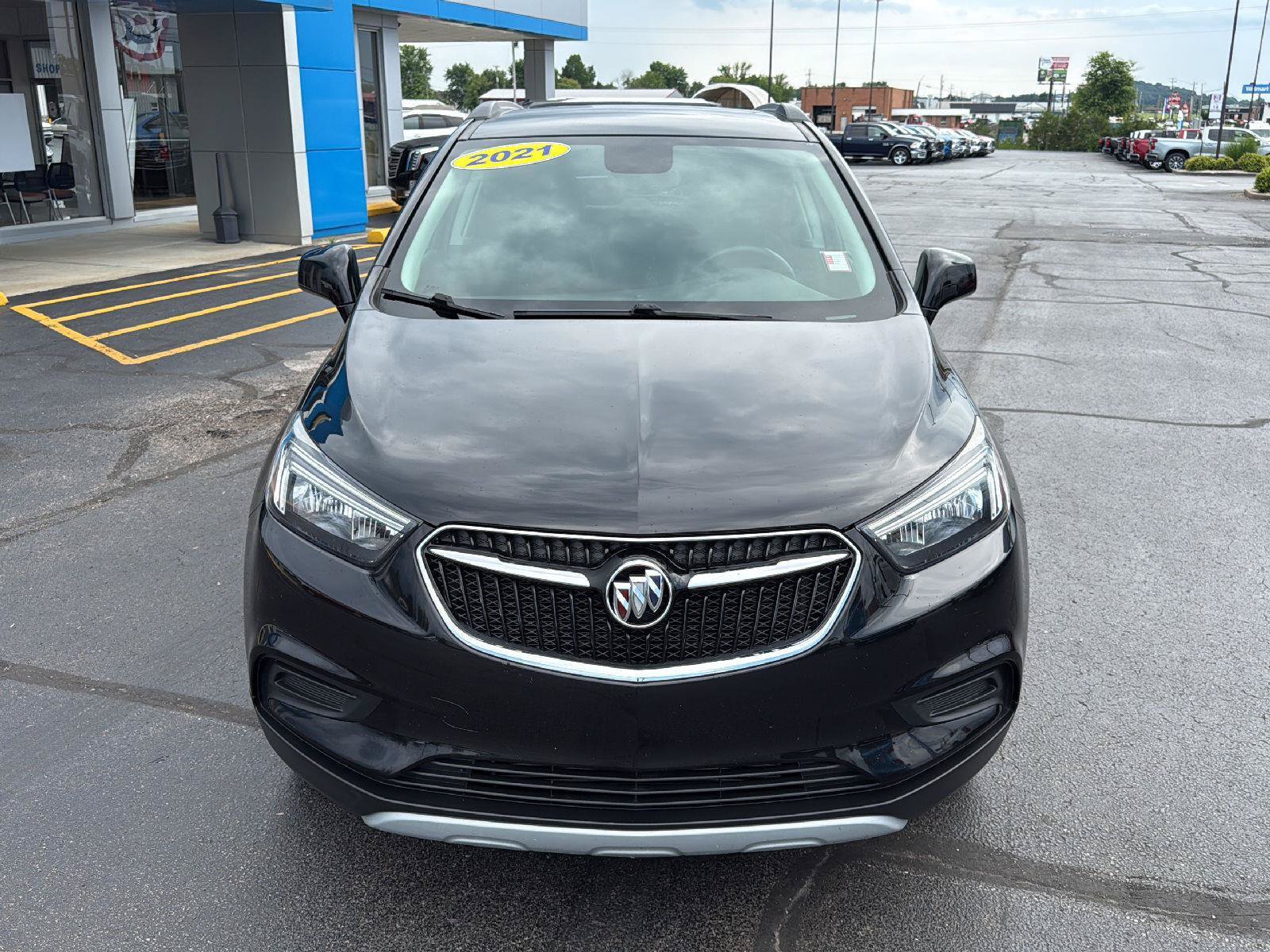 Used 2021 Buick Encore Preferred AWD/4WD image 8
