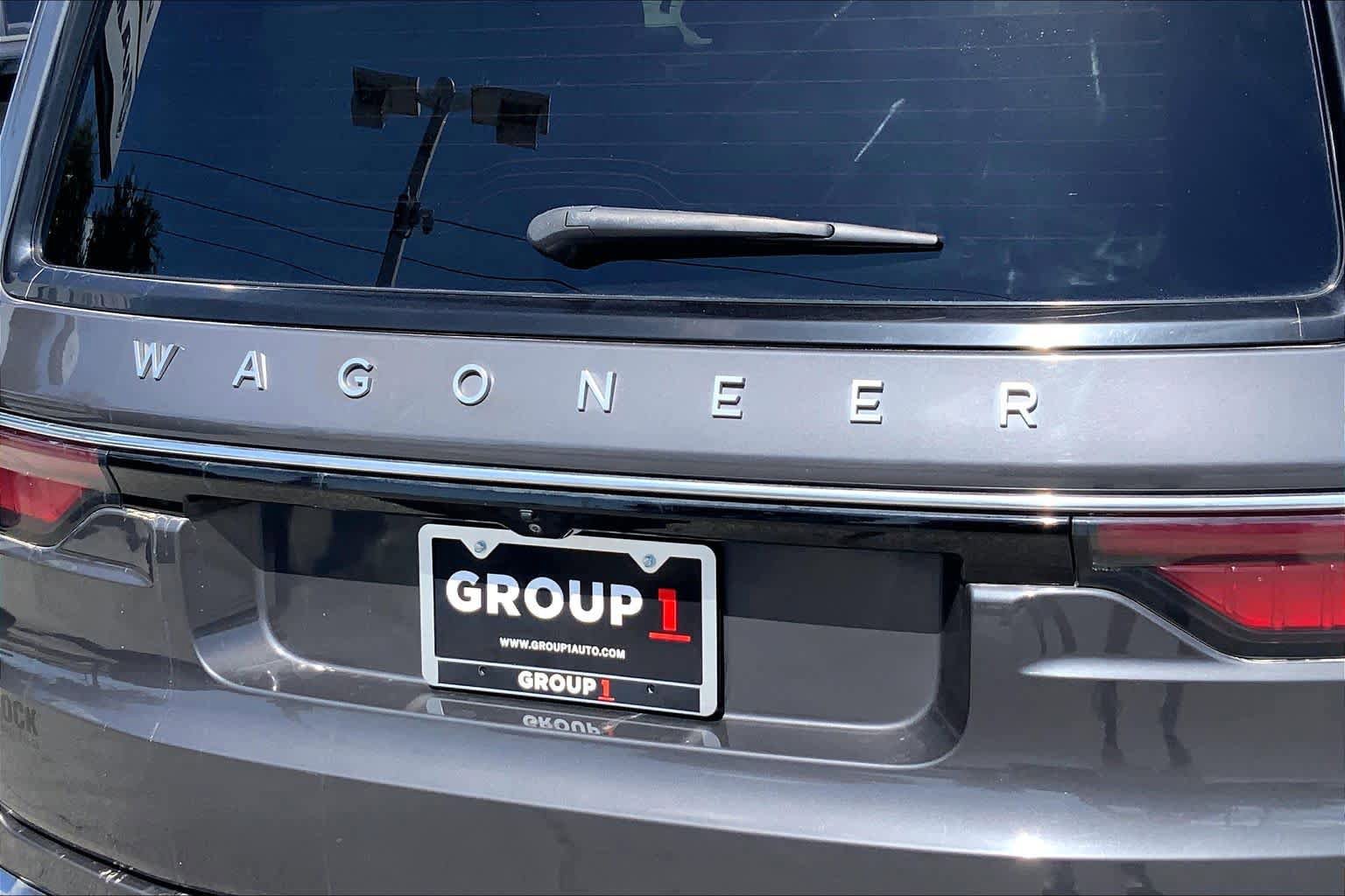Used 2022 Jeep Wagoneer Series II RWD image 26