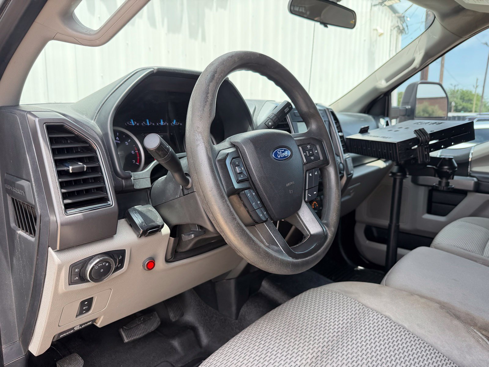 Used 2020 Ford F250 XLT w/ XLT Value Package AWD/4WD image 16