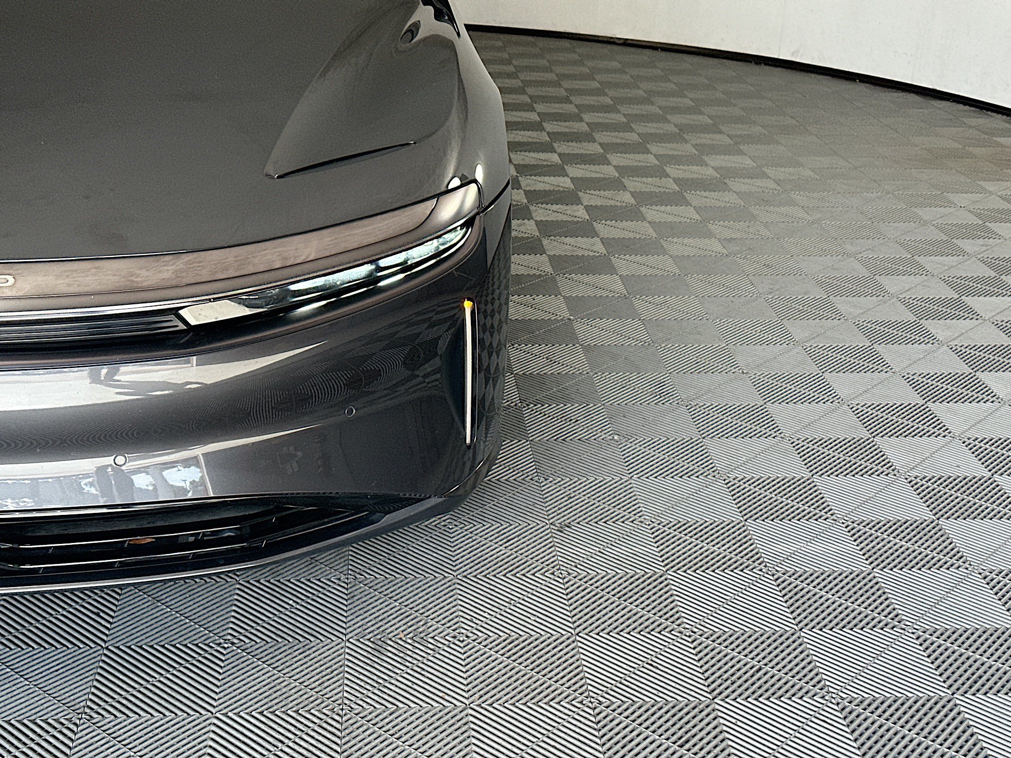 Used 2024 Lucid Air Touring AWD/4WD image 9