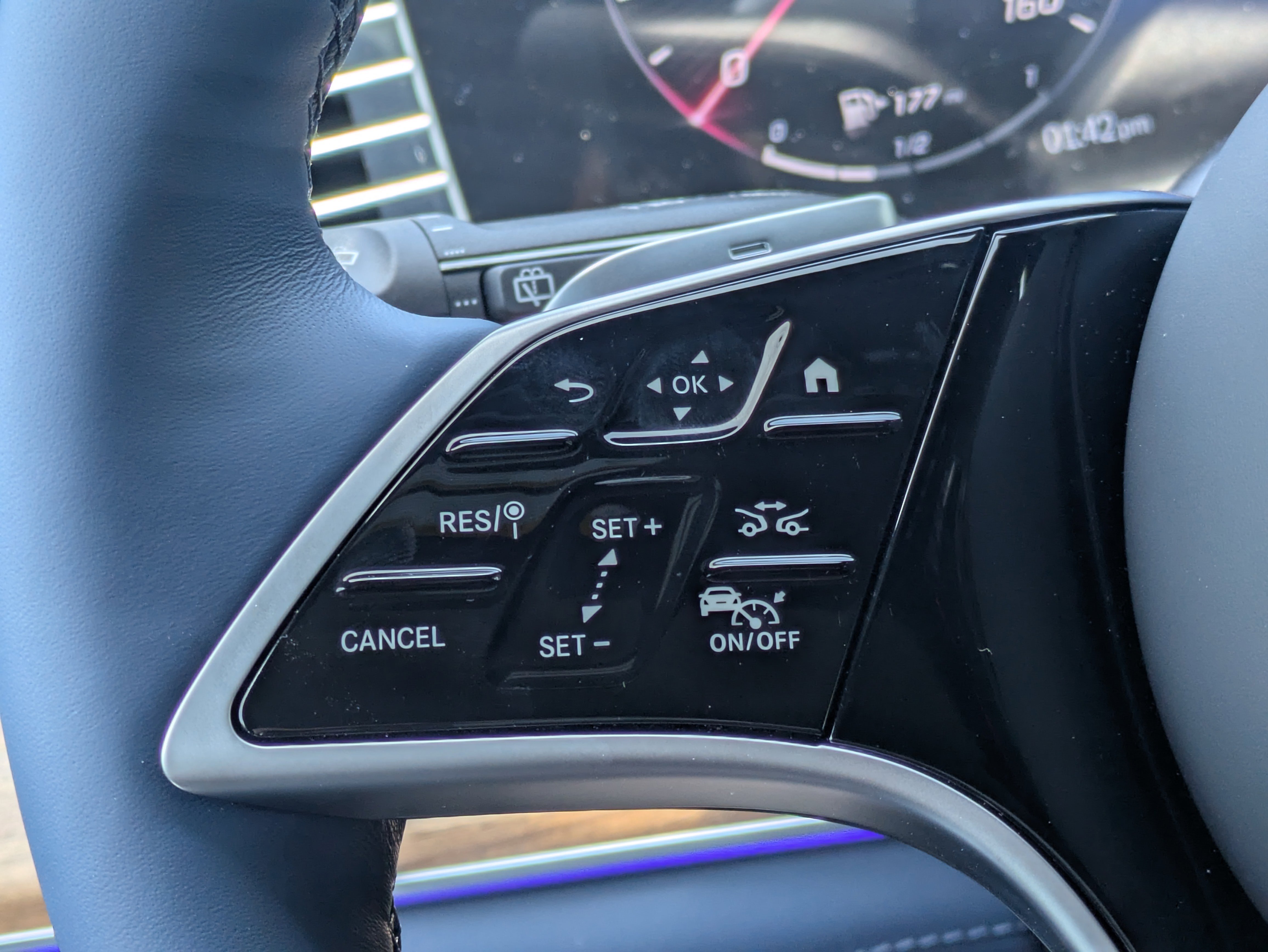 New 2026 Mercedes-Benz GLE 350 4MATIC image 23