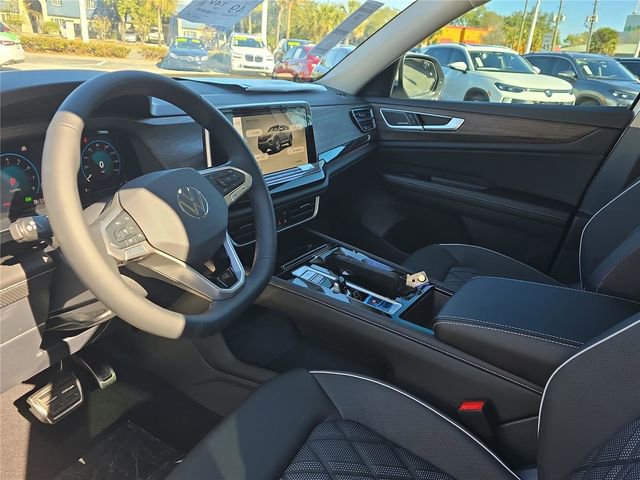 New 2026 Volkswagen Atlas SEL Premium R-Line image 17