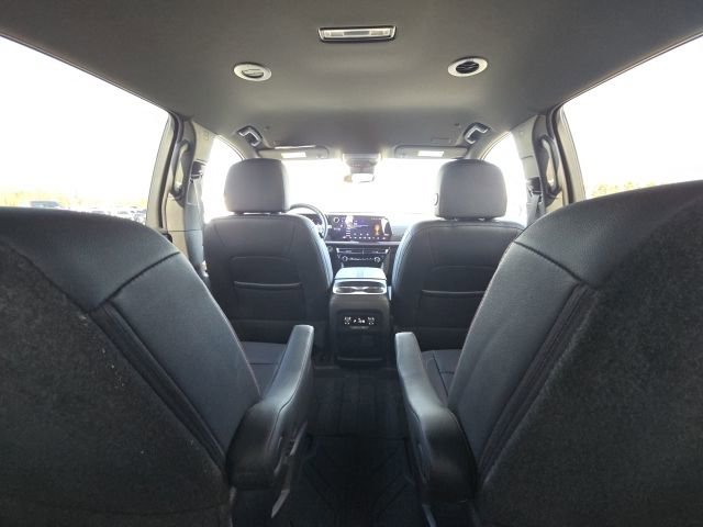 Used 2024 Chevrolet Traverse Z71 image 21