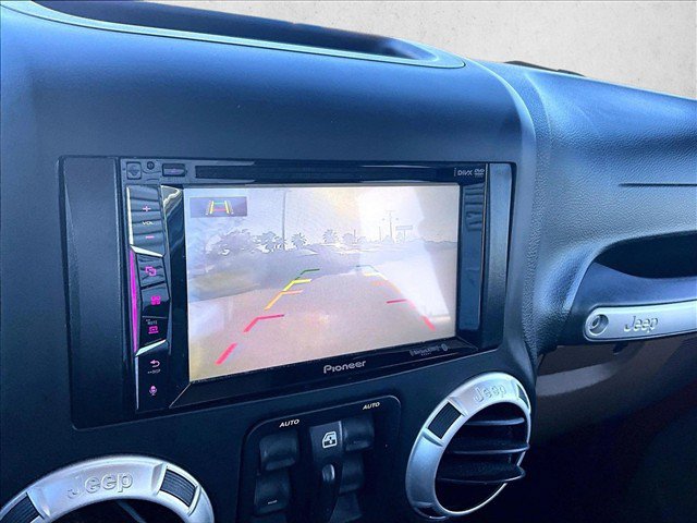 Used 2014 Jeep Wrangler Unlimited Sahara AWD/4WD image 21