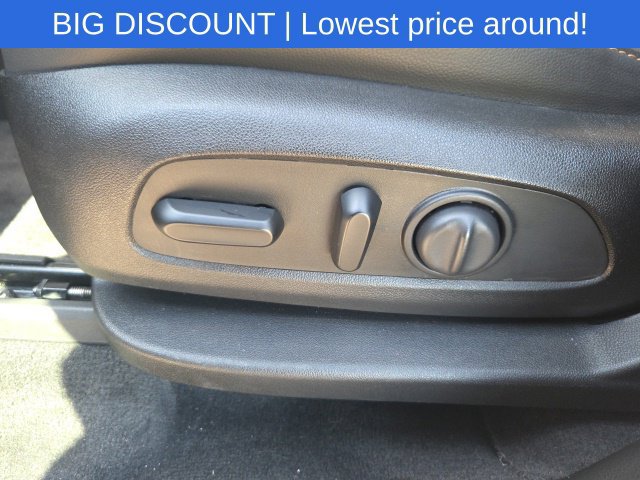 Used 2020 Chevrolet Traverse RS w/ LPO, Floor Liner Package FWD image 29