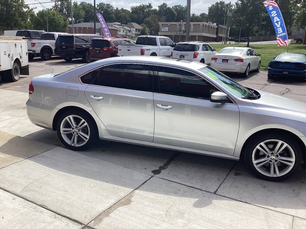 Used 2014 Volkswagen Passat TDI SE FWD image 6