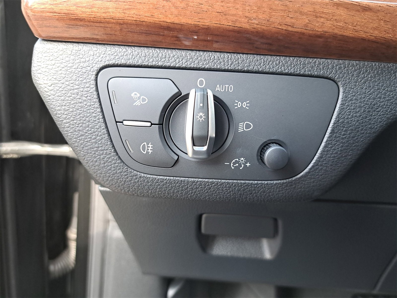 Used 2022 Audi Q5 2.0T Premium Plus image 28