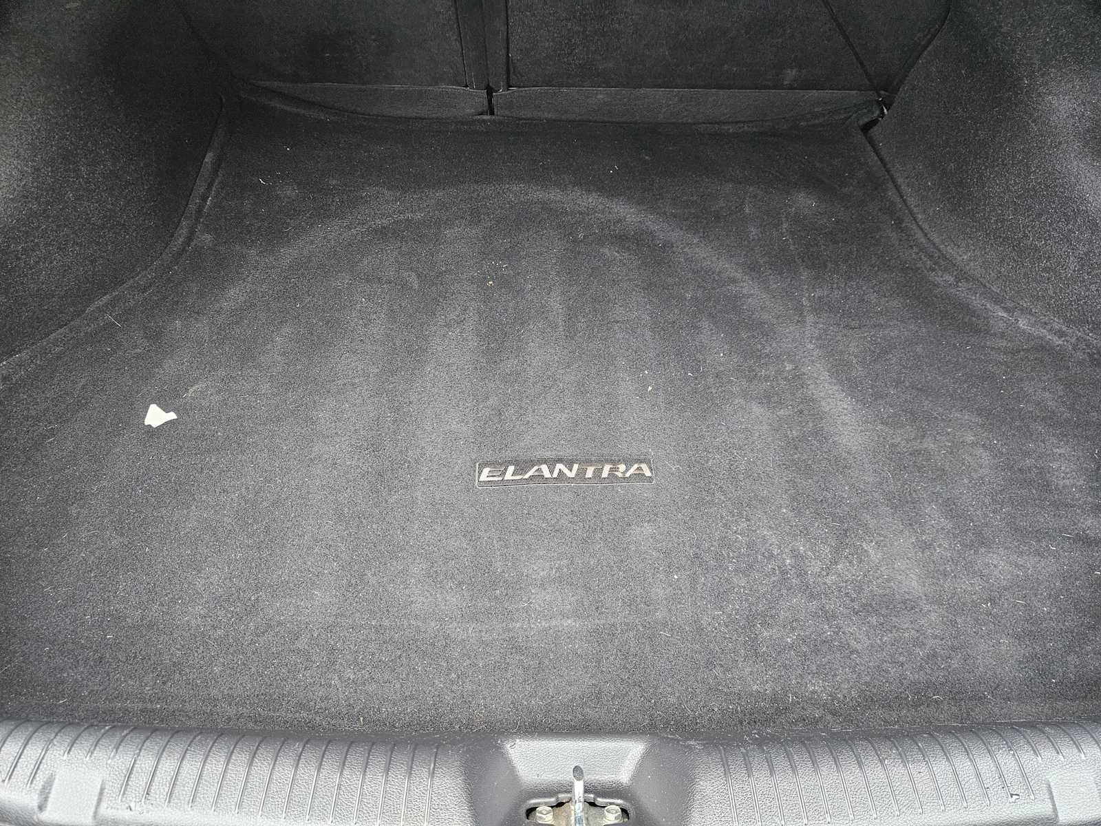 Used 2012 Hyundai Elantra GLS w/ Preferred Pkg 3 image 28