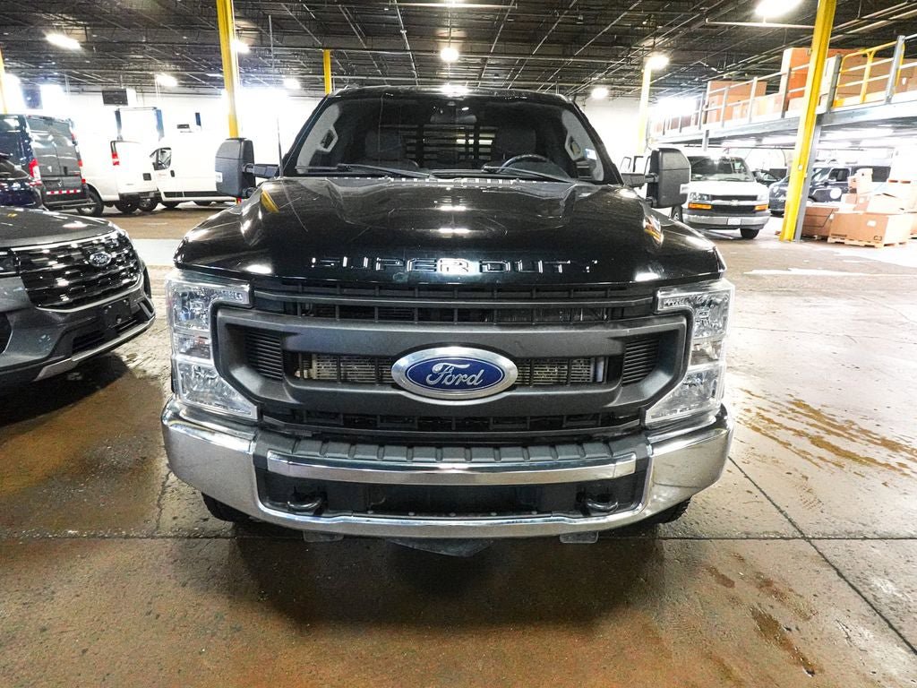 Used 2022 Ford F350 XL w/ Power Equipment Group AWD/4WD image 2