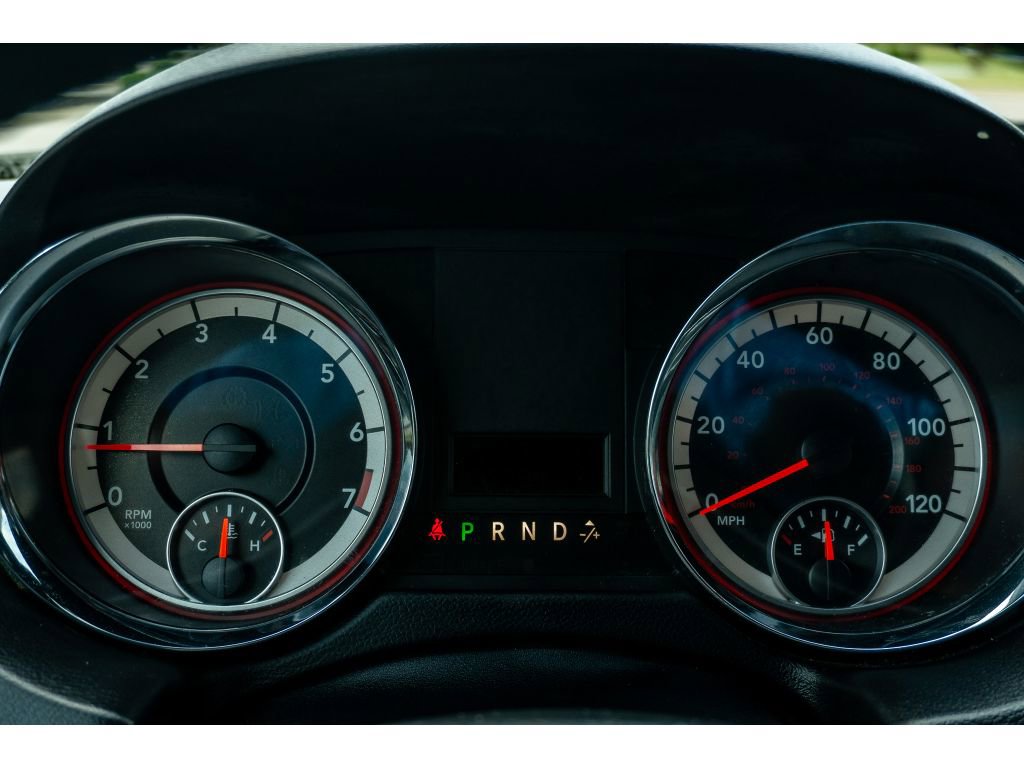 Used 2017 Dodge Grand Caravan SXT FWD image 23
