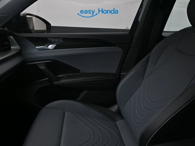Used 2026 Volkswagen Tiguan SE R-Line image 13