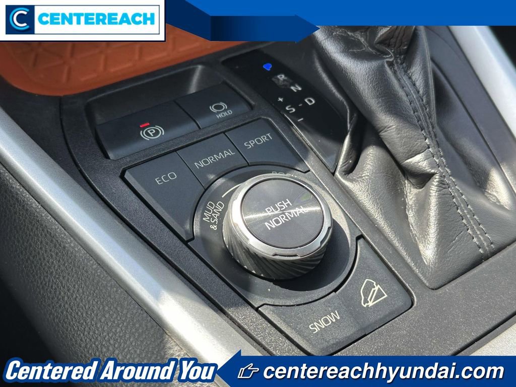 Used 2019 Toyota RAV4 Adventure w/ Cold Weather Package AWD/4WD image 30