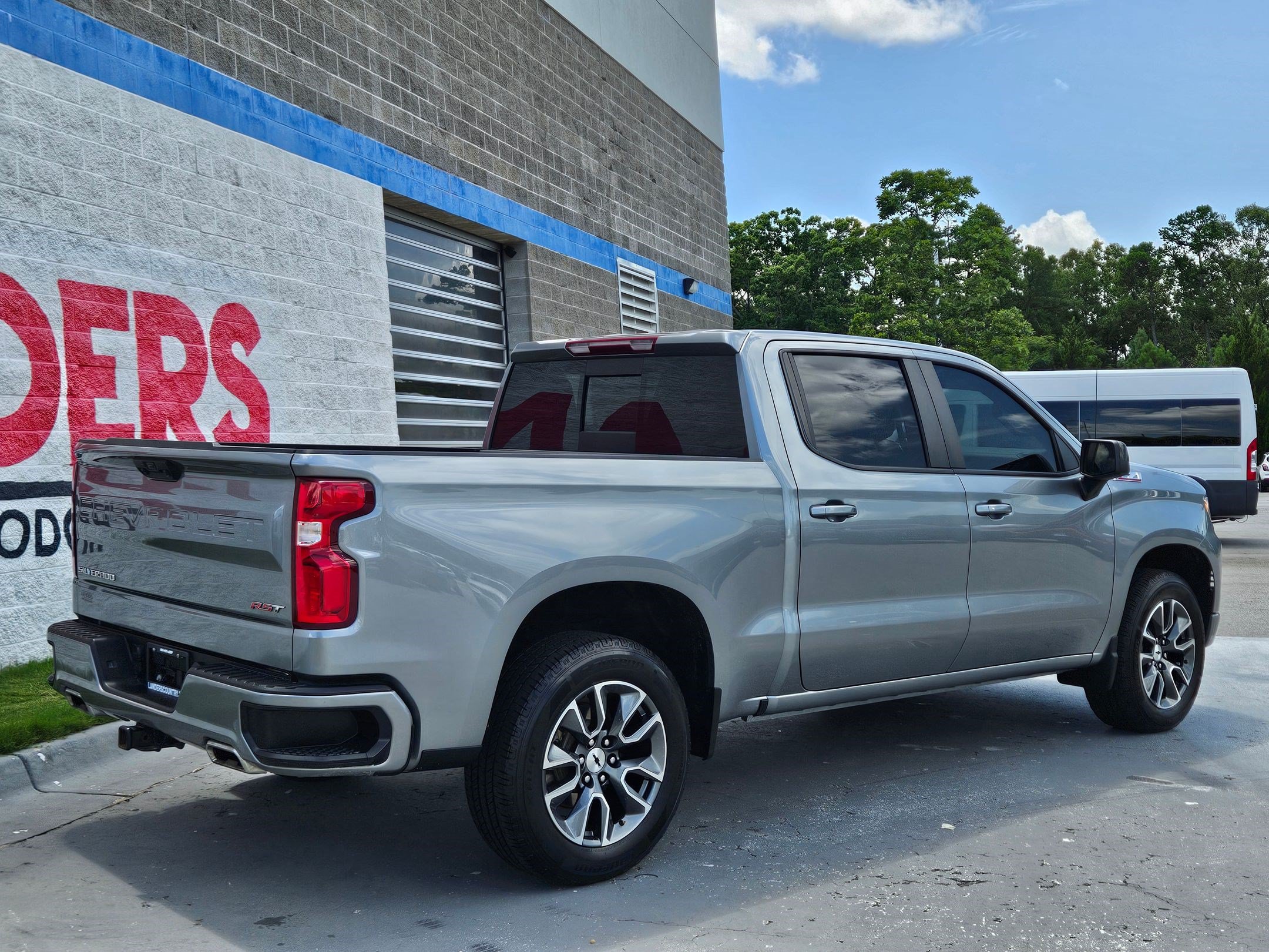 Used 2024 Chevrolet Silverado 1500 RST AWD/4WD image 7