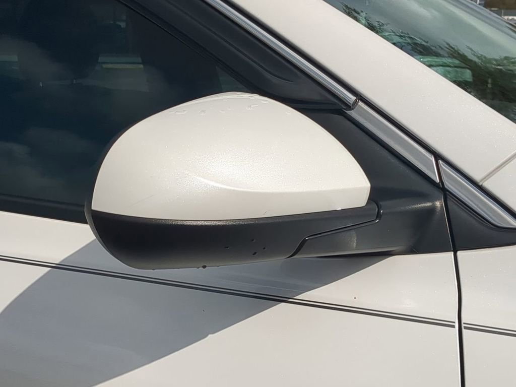 Used 2023 Buick Encore GX Essence w/ Experience Buick Package image 12