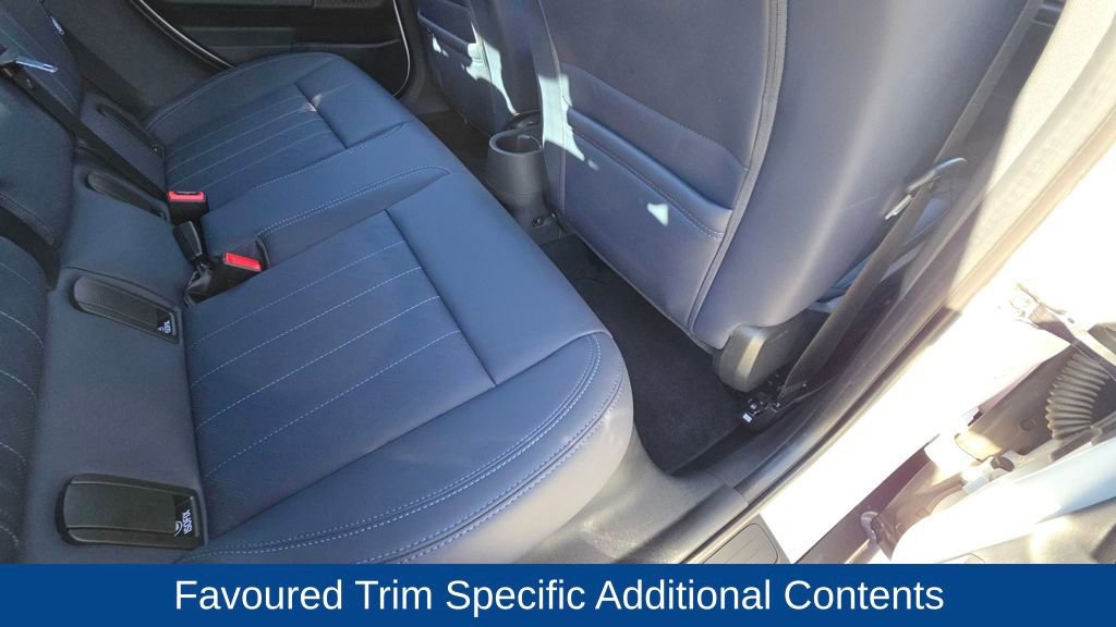 Used 2025 MINI Cooper 4-Door Hardtop image 16