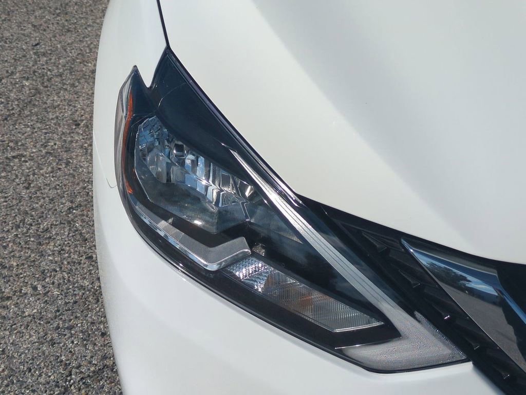 Certified 2019 Nissan Sentra SV image 10