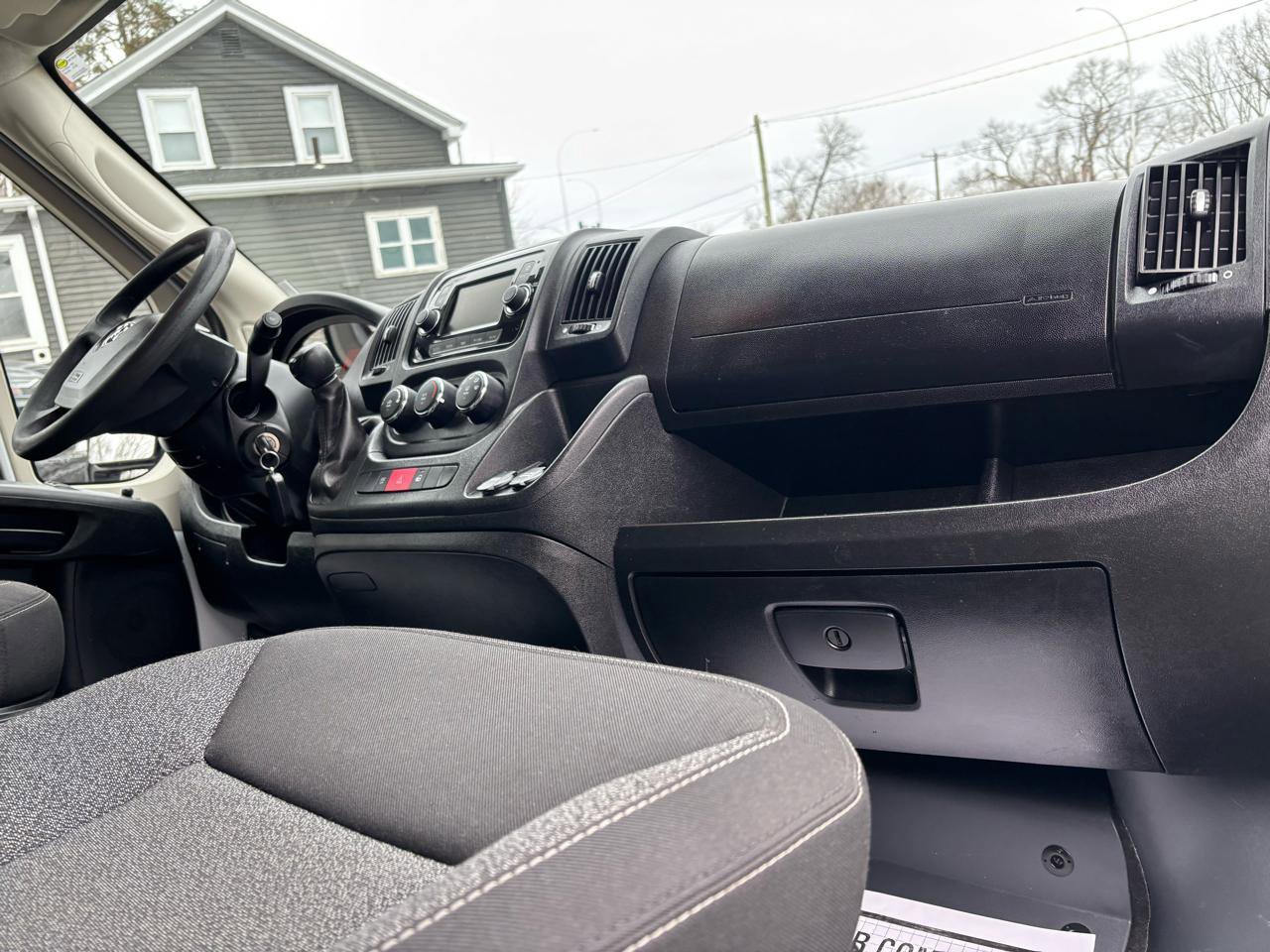 Used 2018 RAM ProMaster 2500 w/ Interior Convenience Group image 14