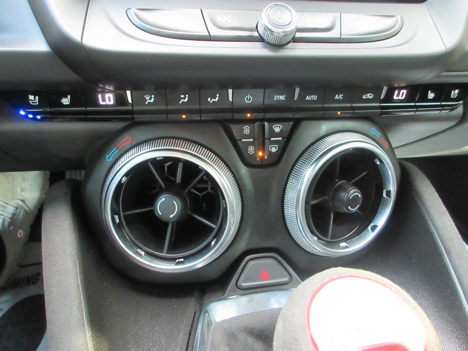 Used 2022 Chevrolet Camaro ZL1 image 16