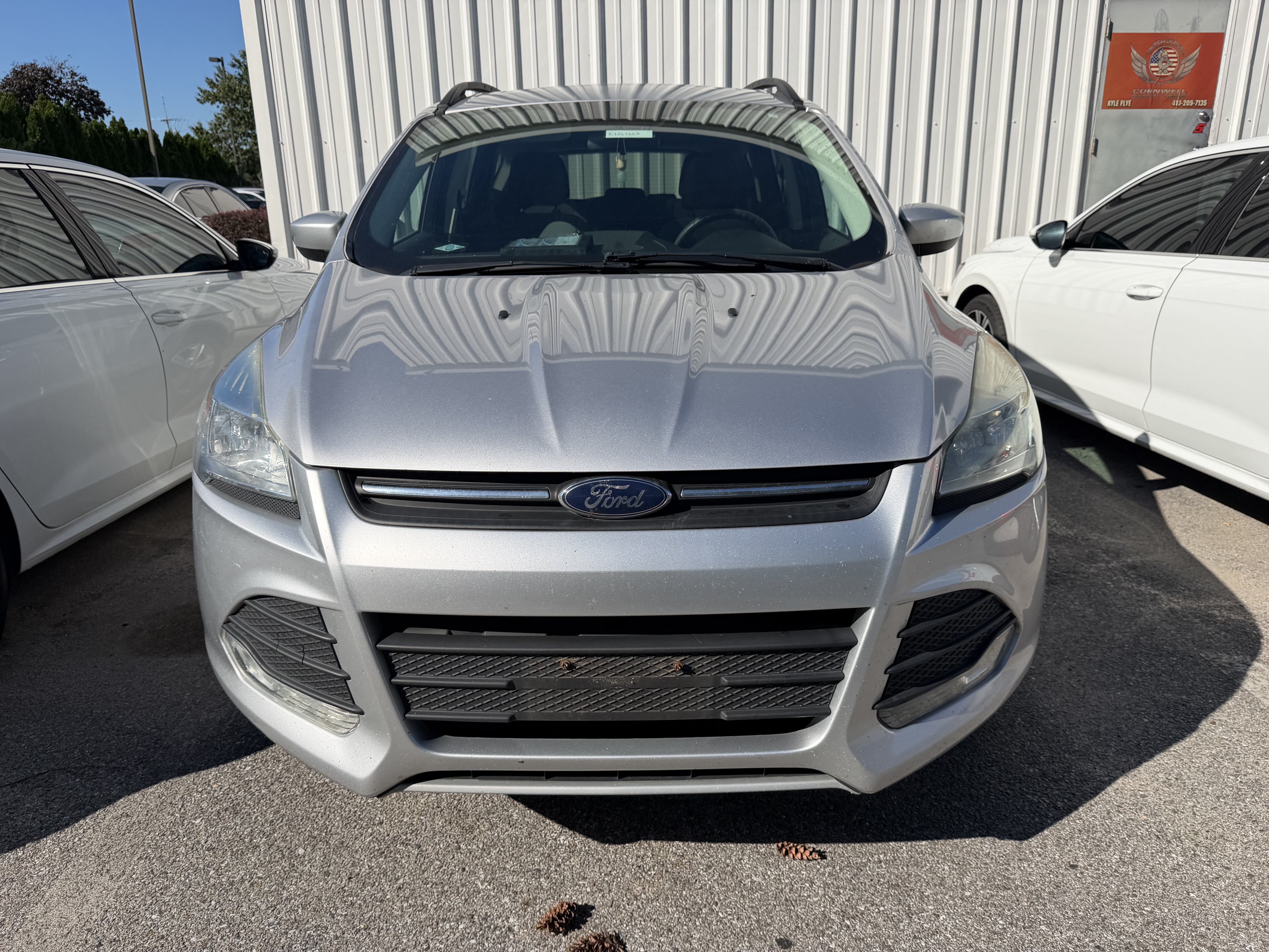 Used 2016 Ford Escape SE w/ Equipment Group 201A AWD/4WD image 2