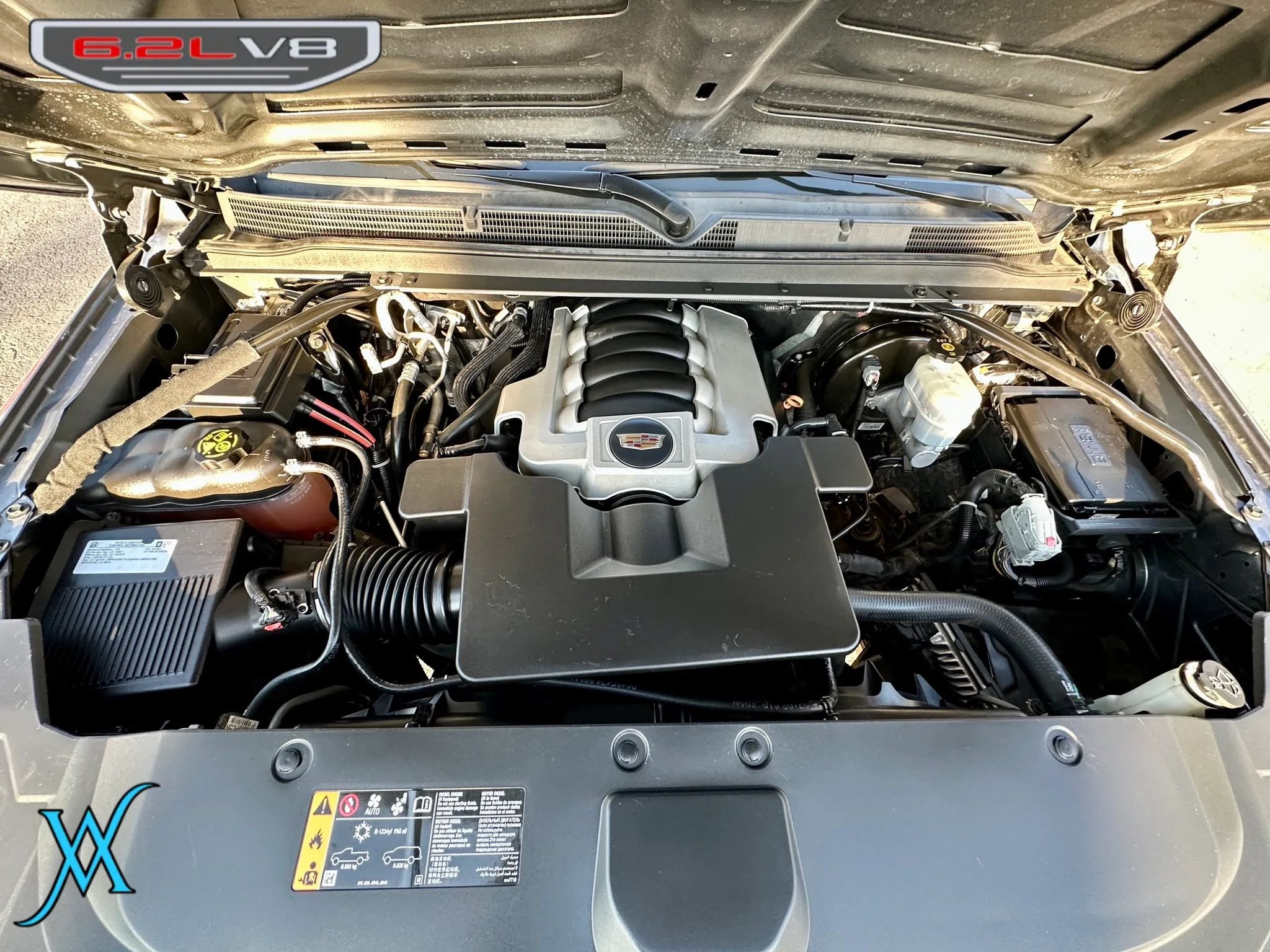 Used 2020 Cadillac Escalade Luxury AWD/4WD image 41