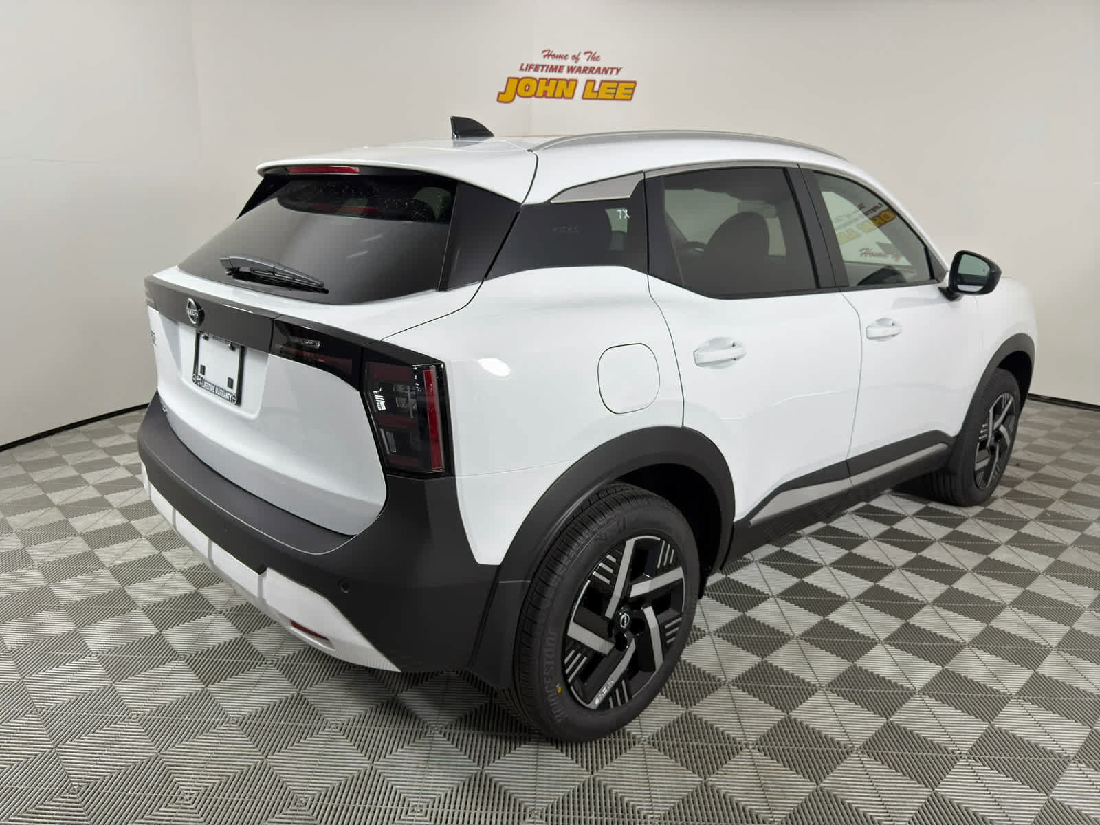 New 2026 Nissan Kicks SV w/ SV Premium Package FWD image 6