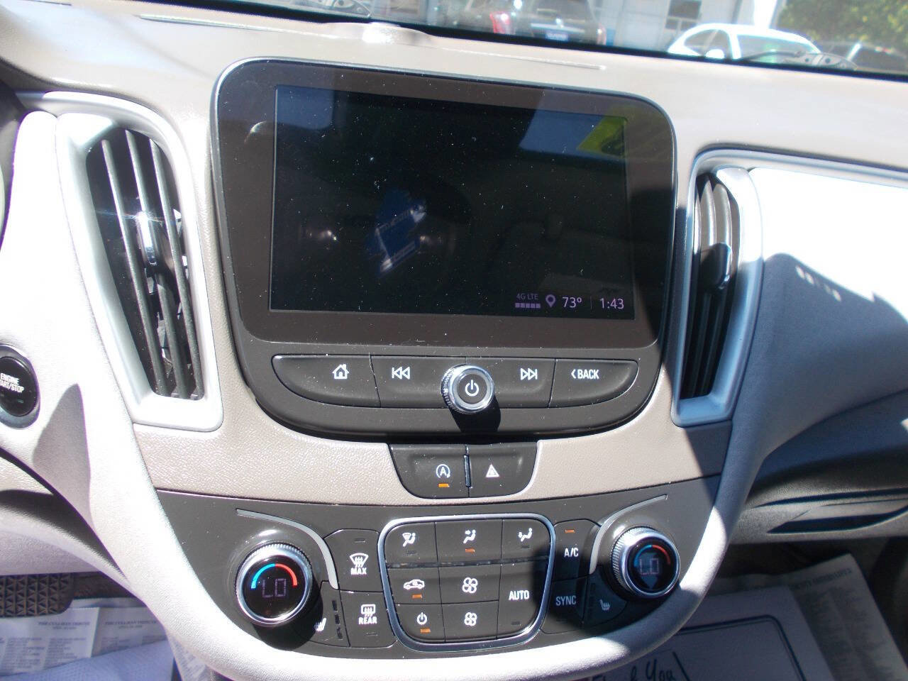 Used 2023 Chevrolet Malibu LT FWD image 16