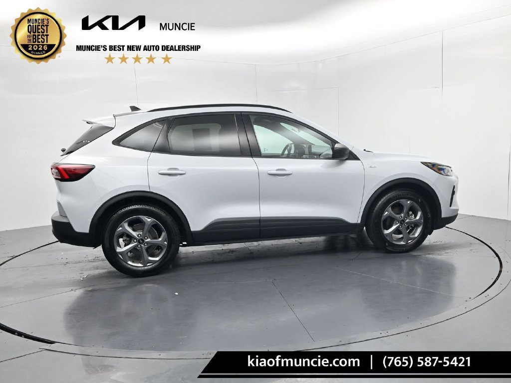 Used 2025 Ford Escape ST-Line FWD image 8