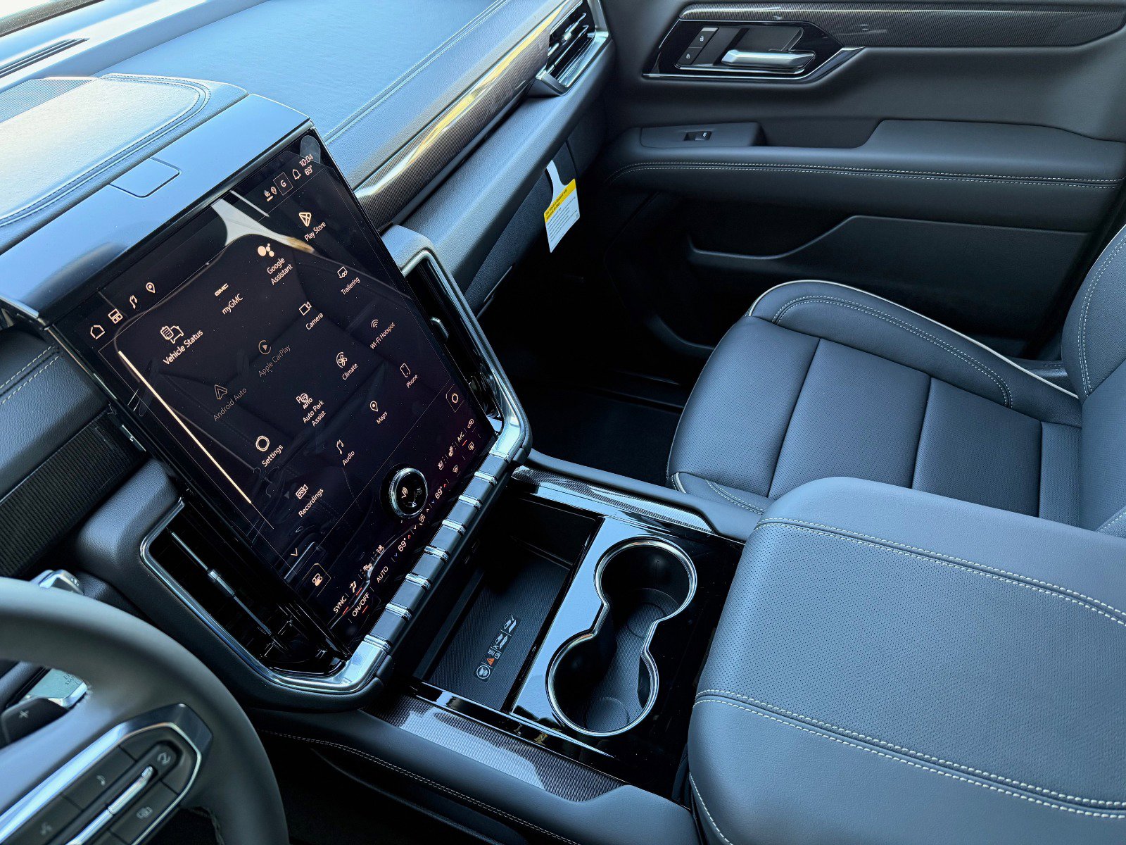 New 2026 GMC Yukon Elevation w/ Elevation Premium Package image 29