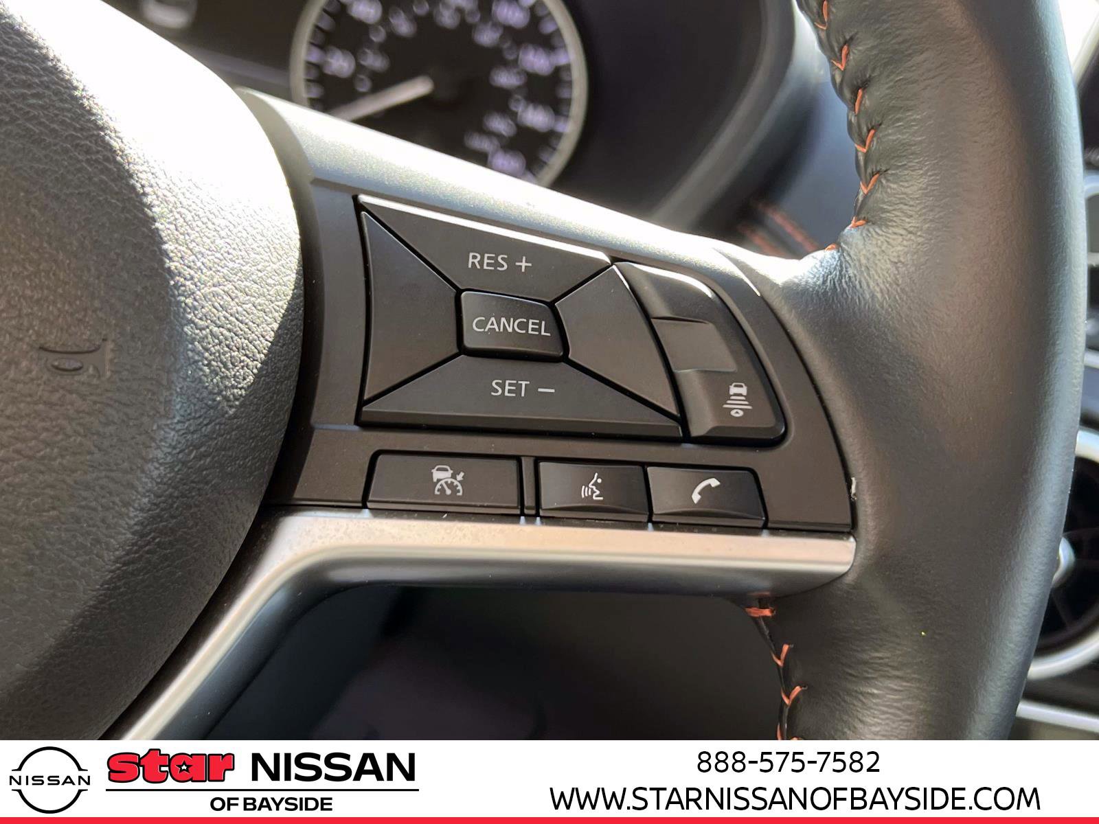 Used 2022 Nissan Sentra SR w/ SR Premium Package image 23